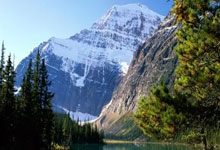 CBA：连胜过关 青岛男篮客场95-88吉林男篮.